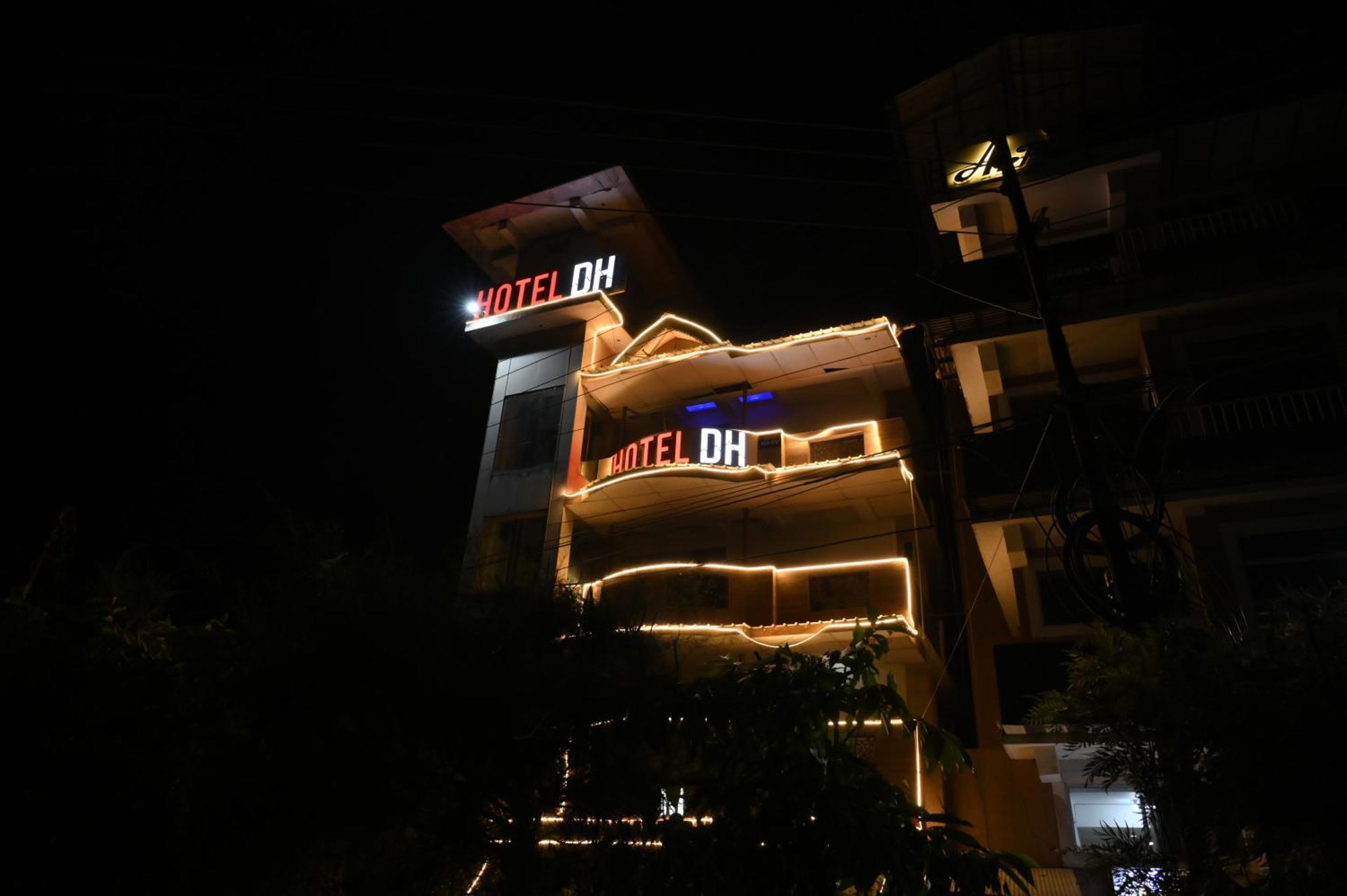 Hotel Dh Dharamshala Ngoại thất bức ảnh