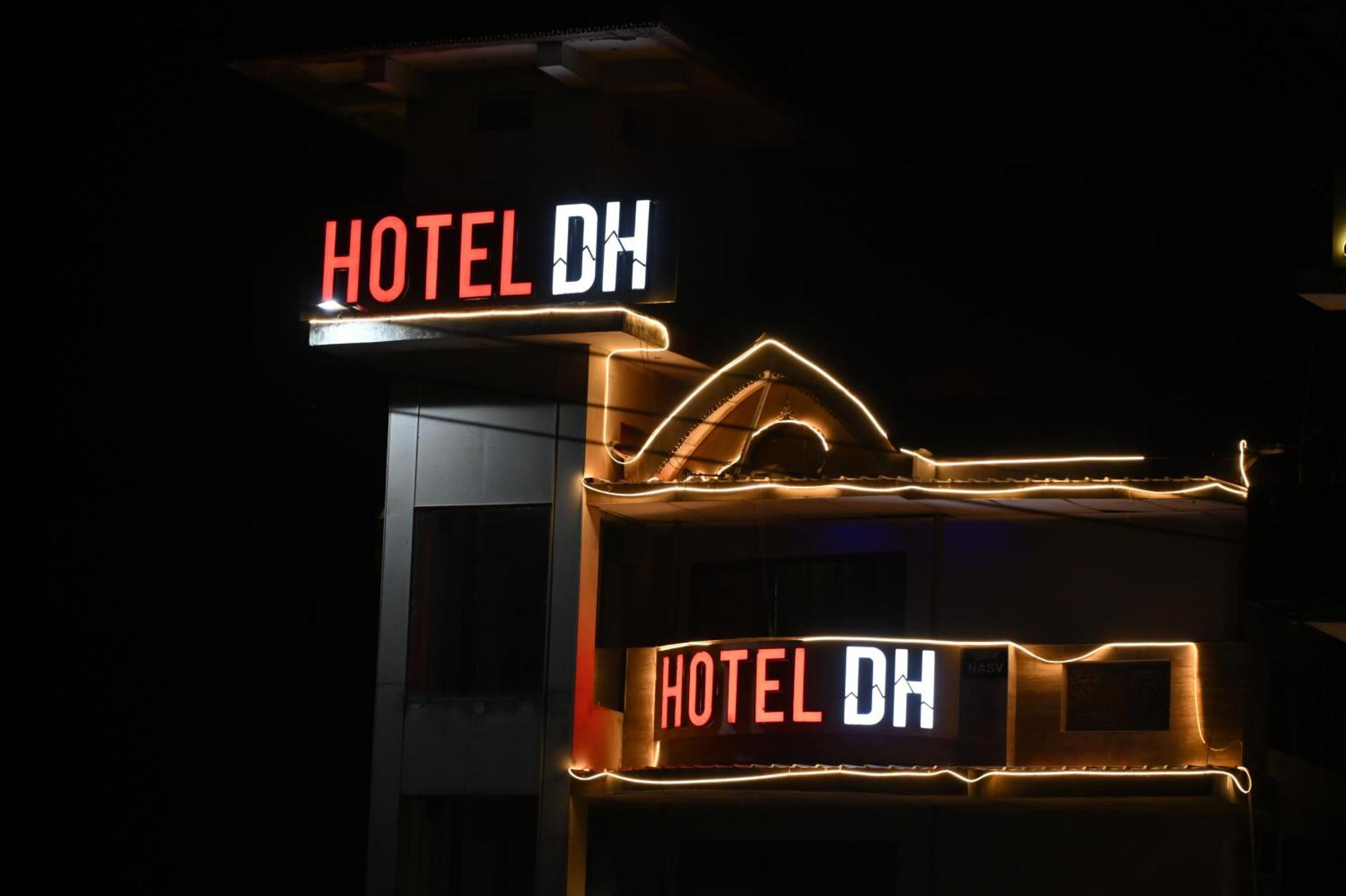 Hotel Dh Dharamshala Ngoại thất bức ảnh